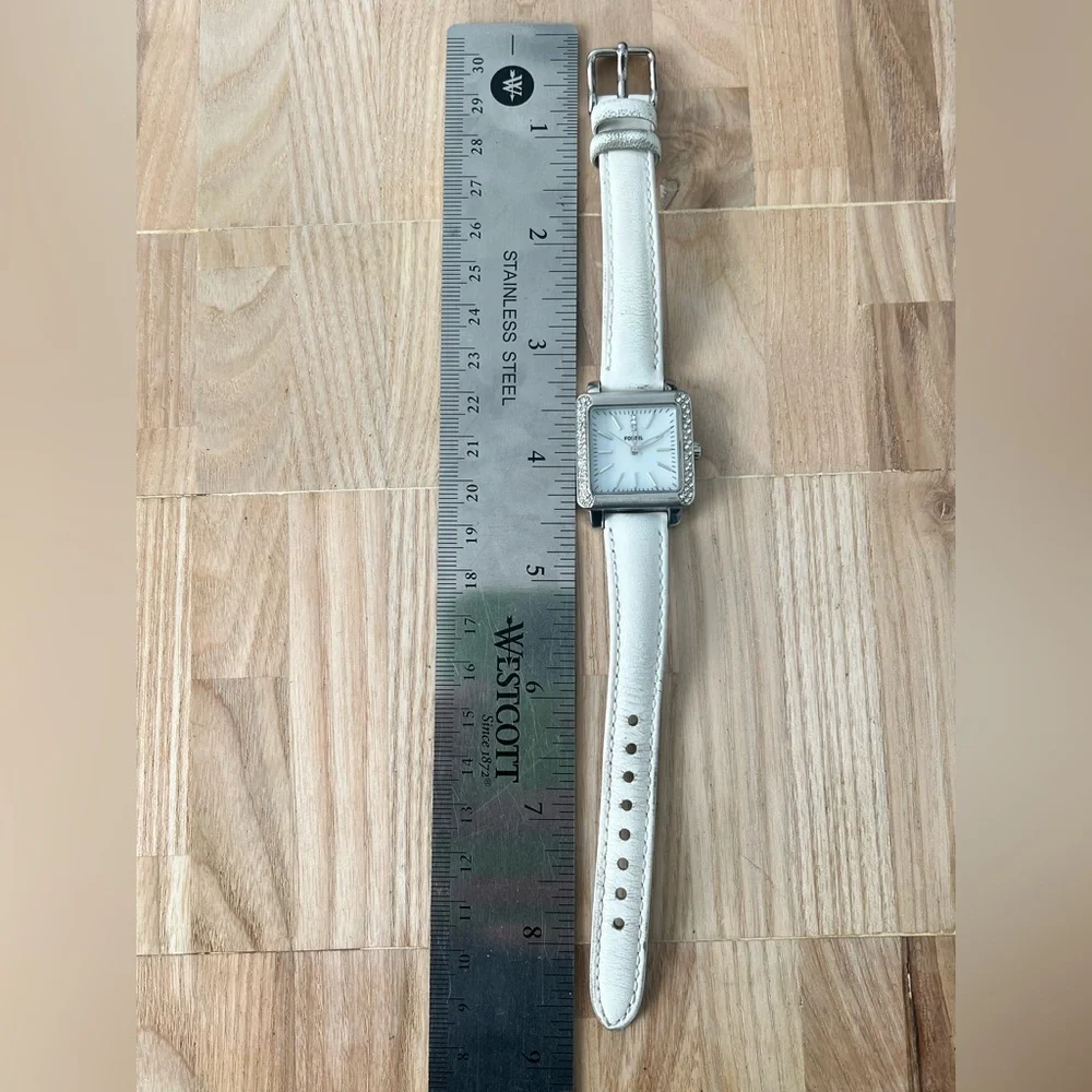 Fossil ladies rectangular silver tone and white leather watch NEW BATTERY